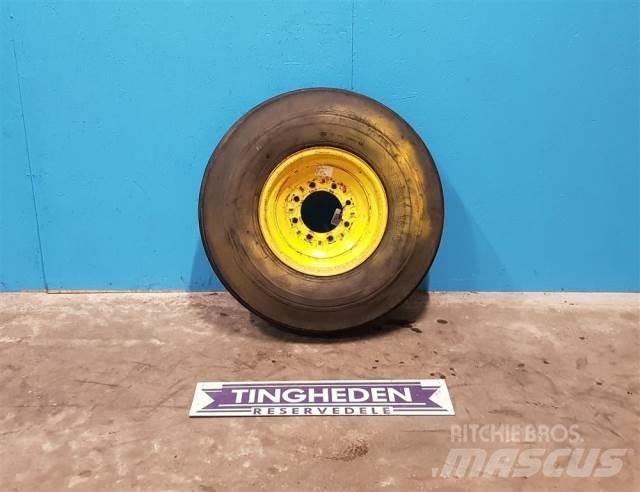  16 10.00-16 Tyres, wheels and rims