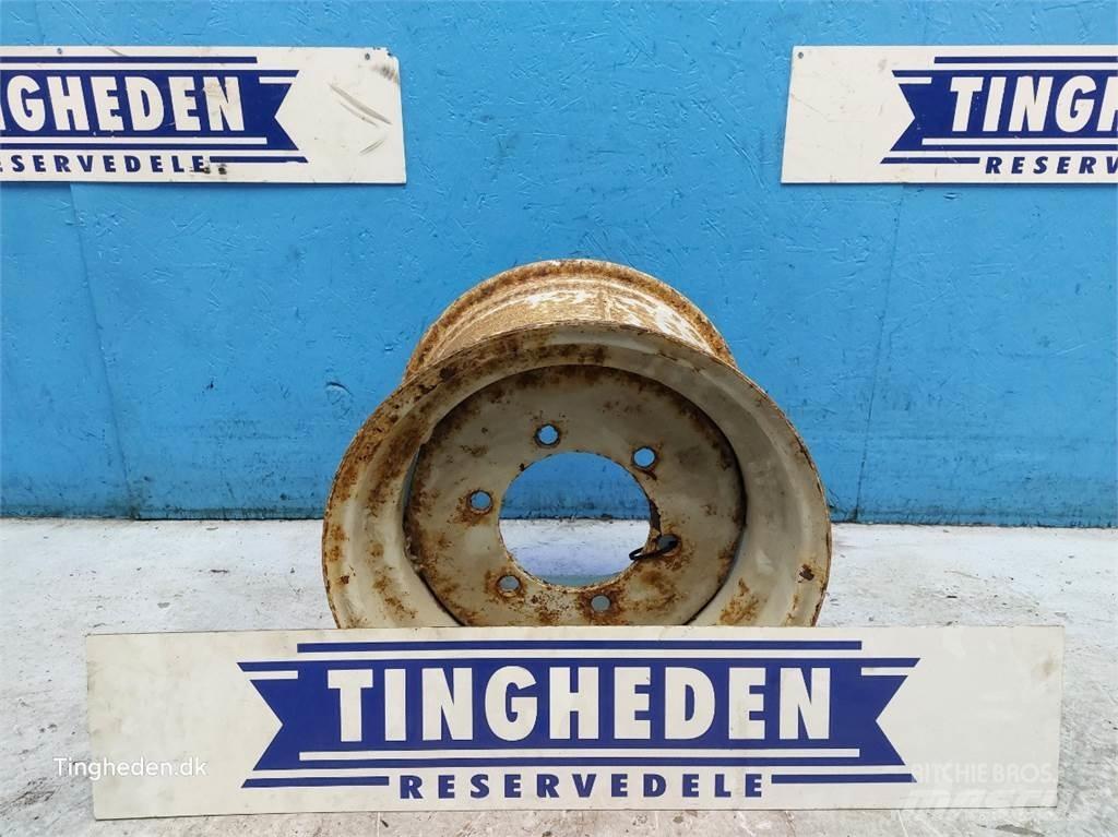  17 13.00X17 Tyres, wheels and rims