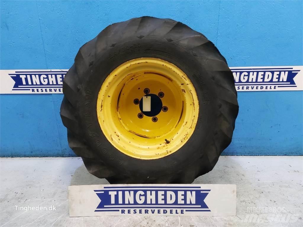  20 16.0/70-20 Tyres, wheels and rims