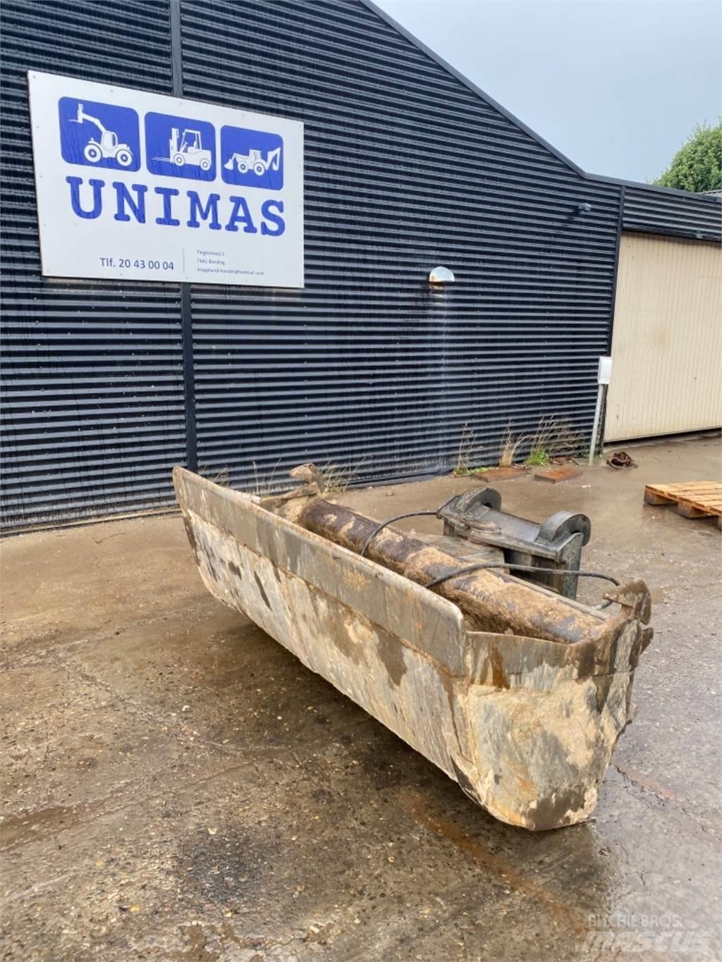  2000mm Buckets