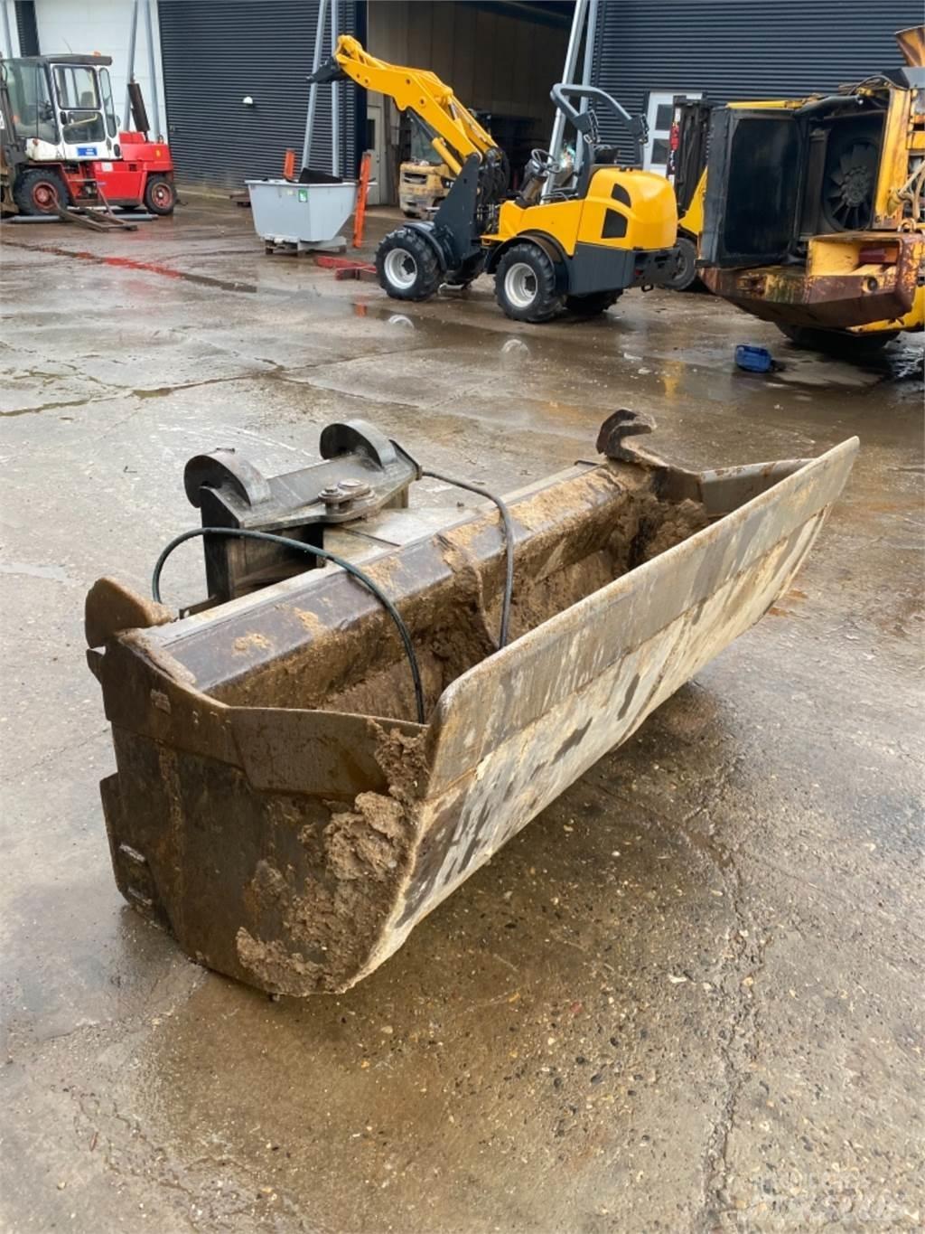  2000mm Buckets