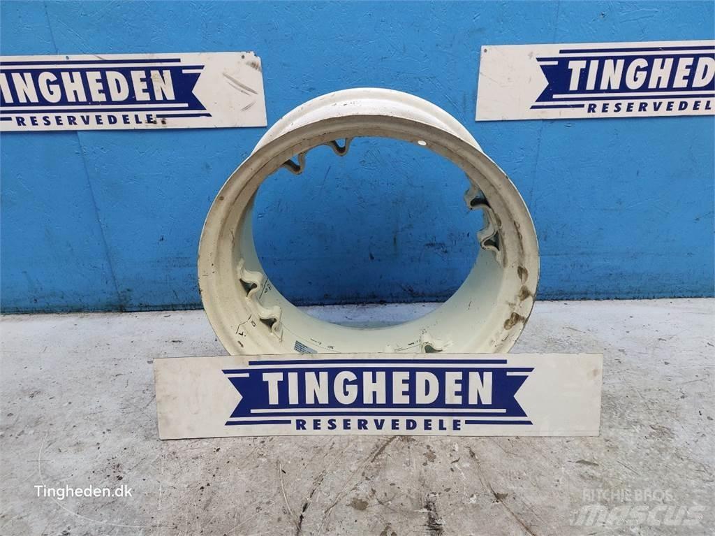  24 W12X24 Tyres, wheels and rims