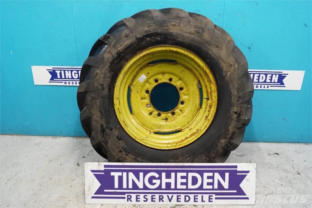  26 16.9/14-26 Tyres, wheels and rims