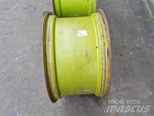  26 W14LX26 Tyres, wheels and rims