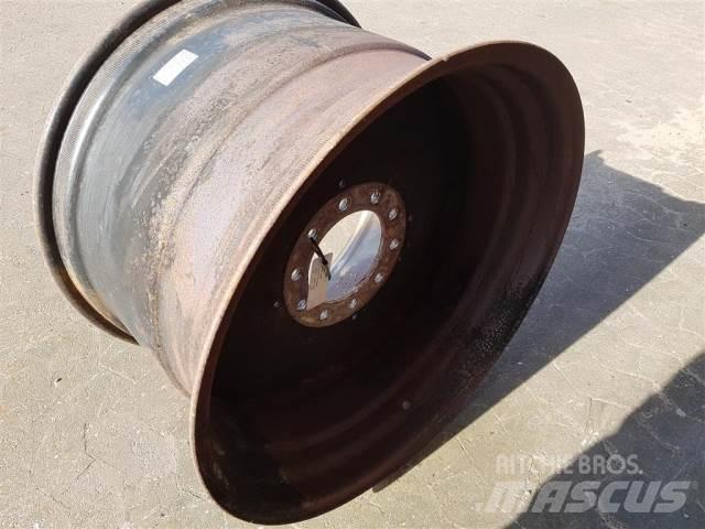  28 W18LX28 Tyres, wheels and rims