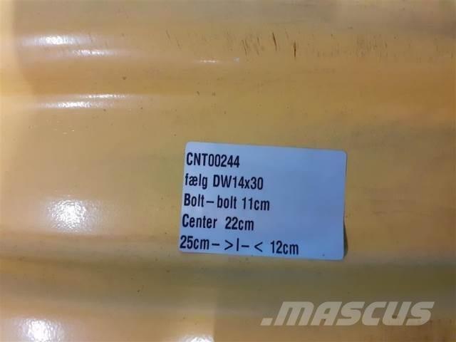  30'' 14X30 Tyres, wheels and rims