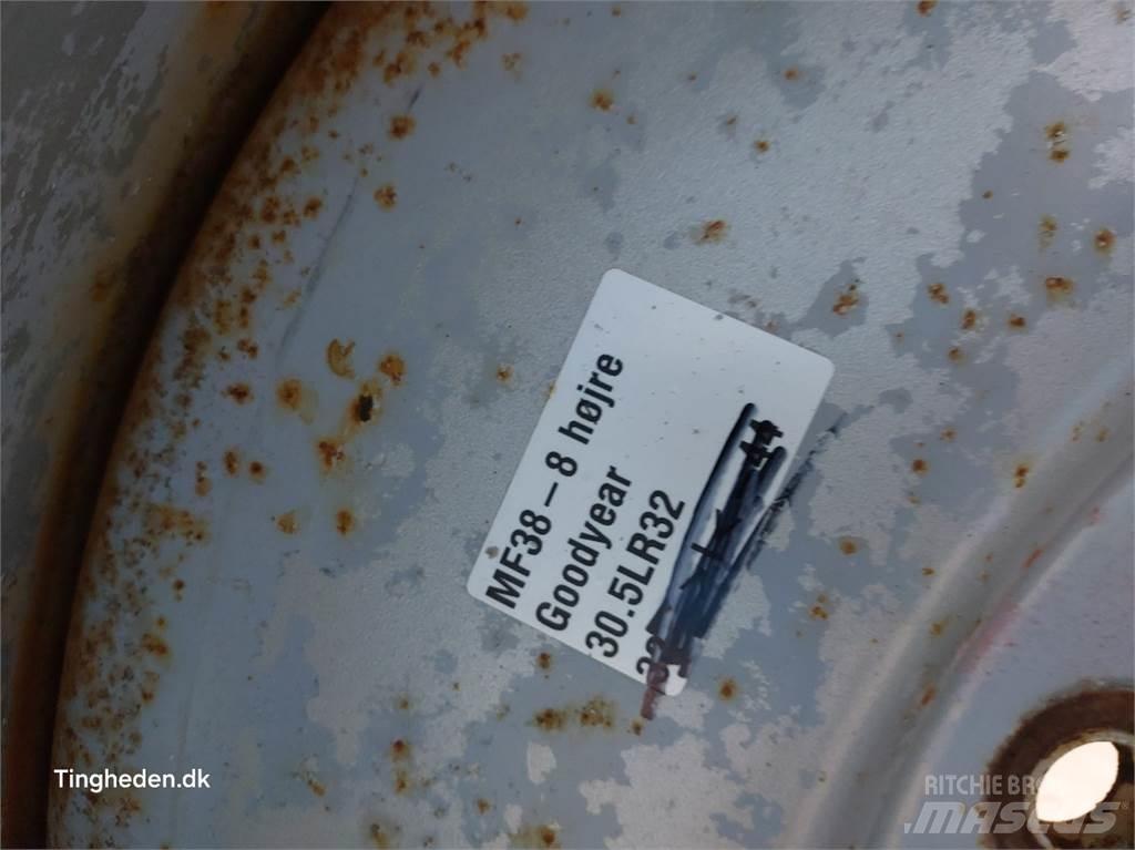  32 DW27Ax32 Tyres, wheels and rims