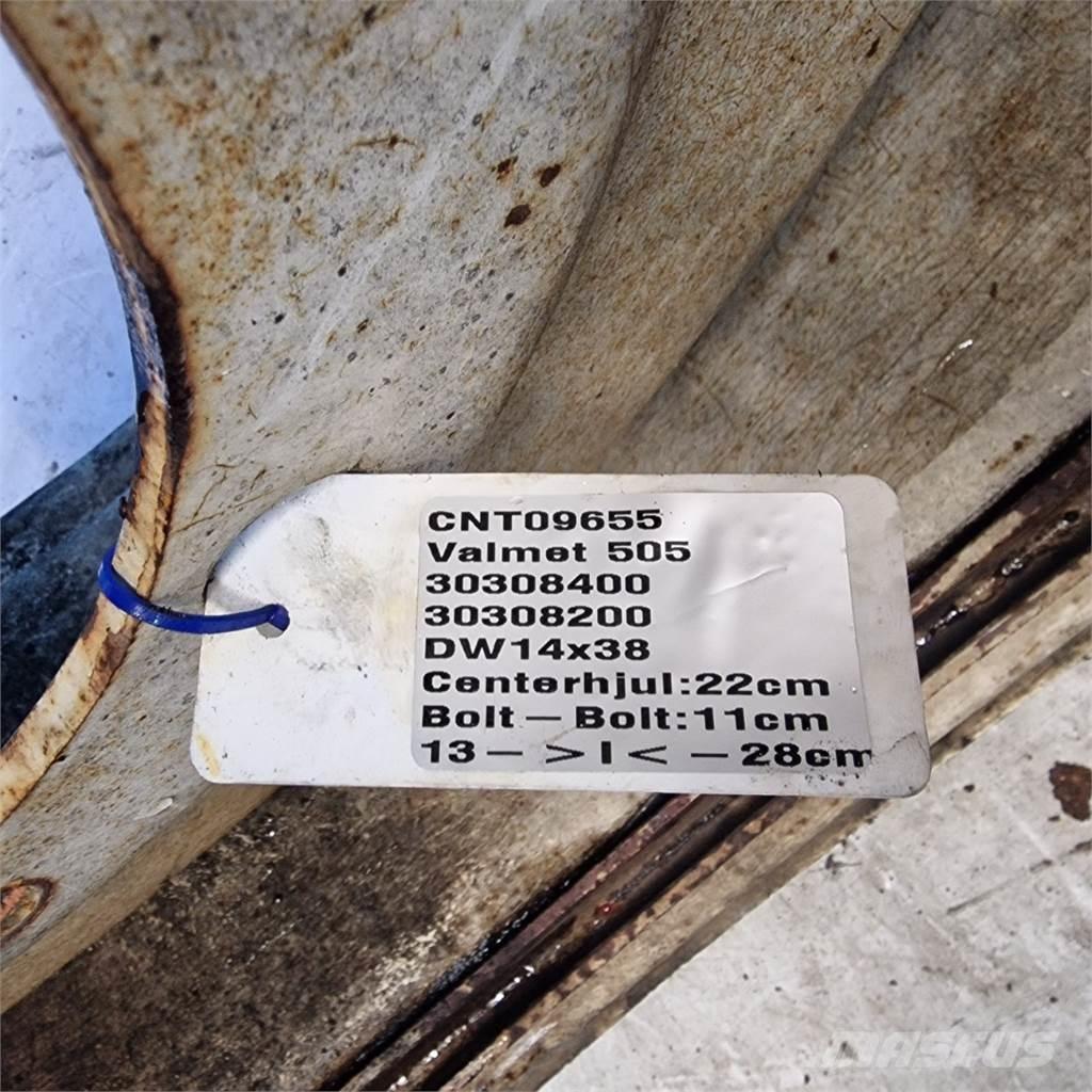  34 W14Lx34 Tyres, wheels and rims