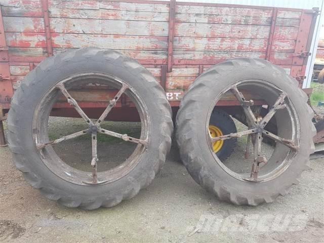  38 13.6/12-38 Tyres, wheels and rims