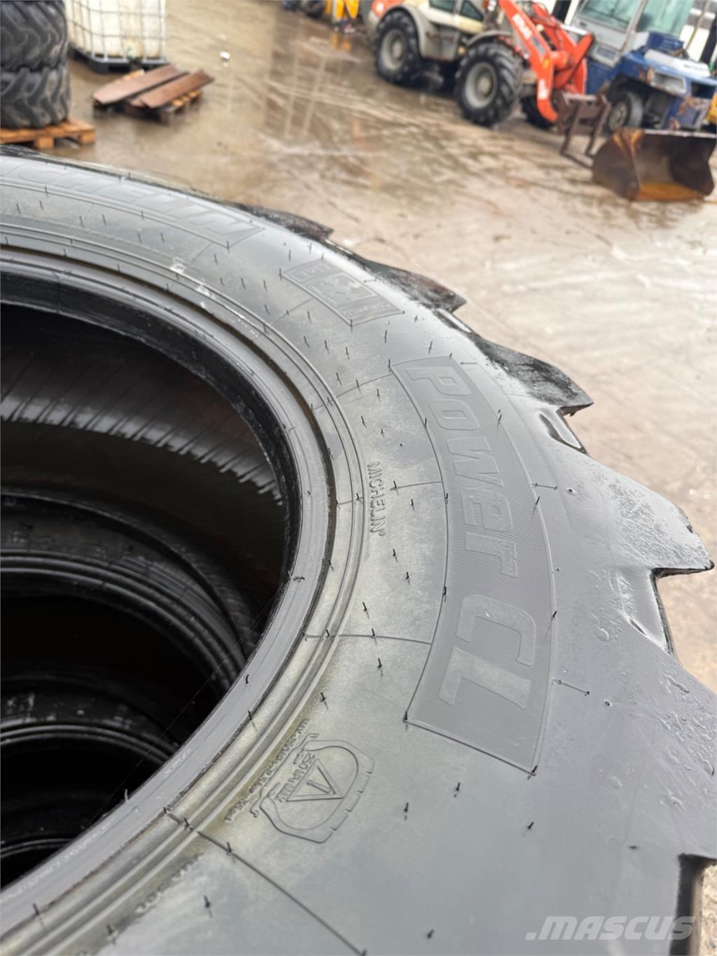  440/80-24 Tyres, wheels and rims