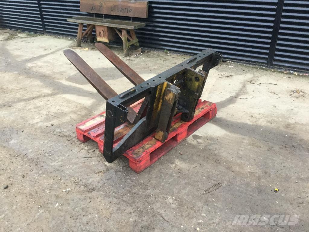  Andet Gaffelsæt Other attachments and components