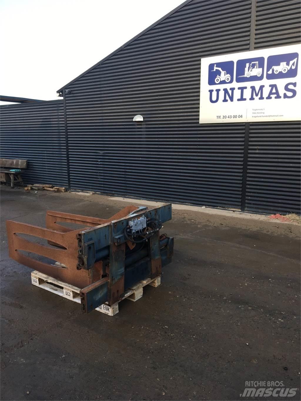 Cascade 4-5t Bale clamps
