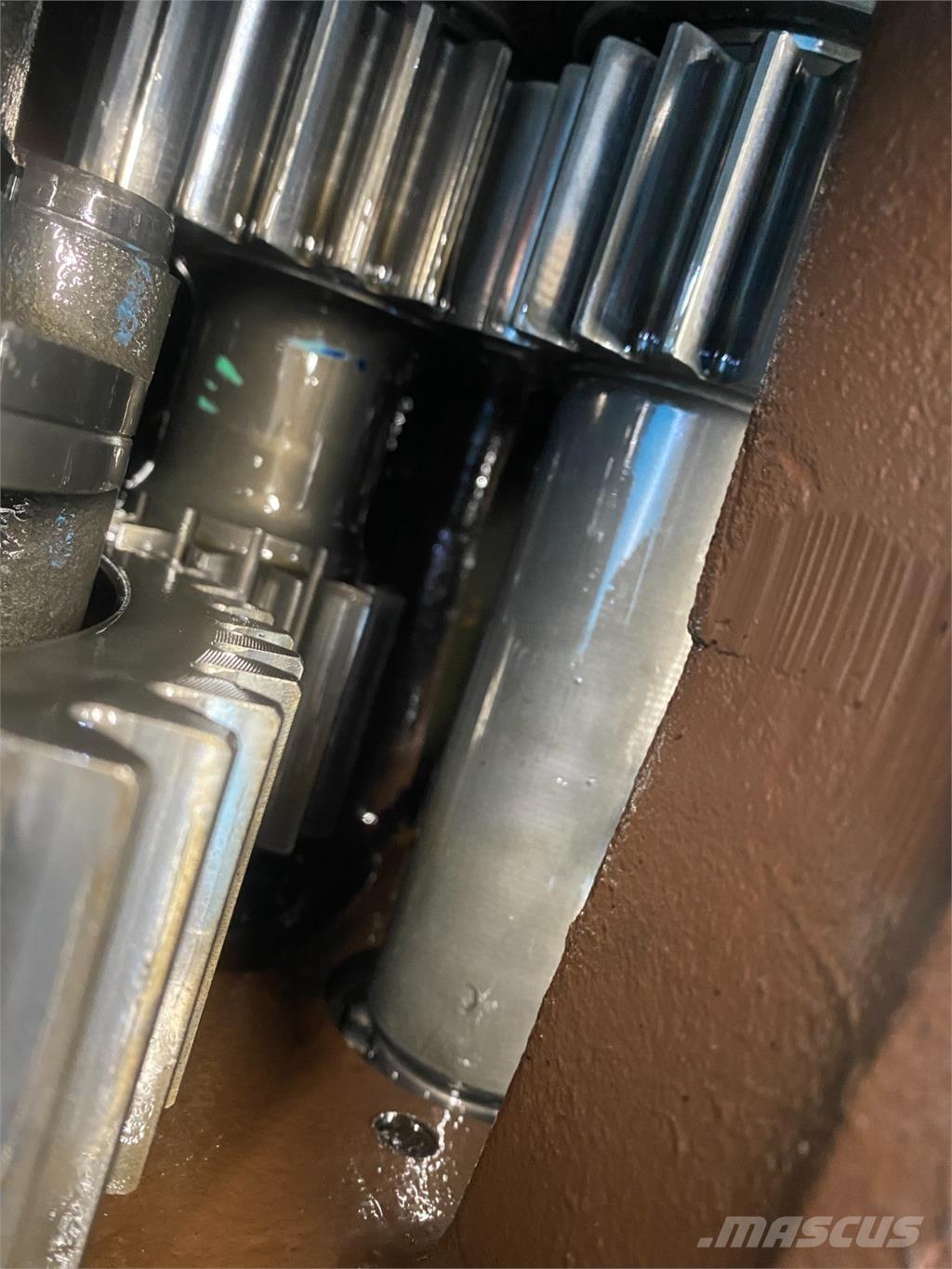 CASE 1640 Transmission