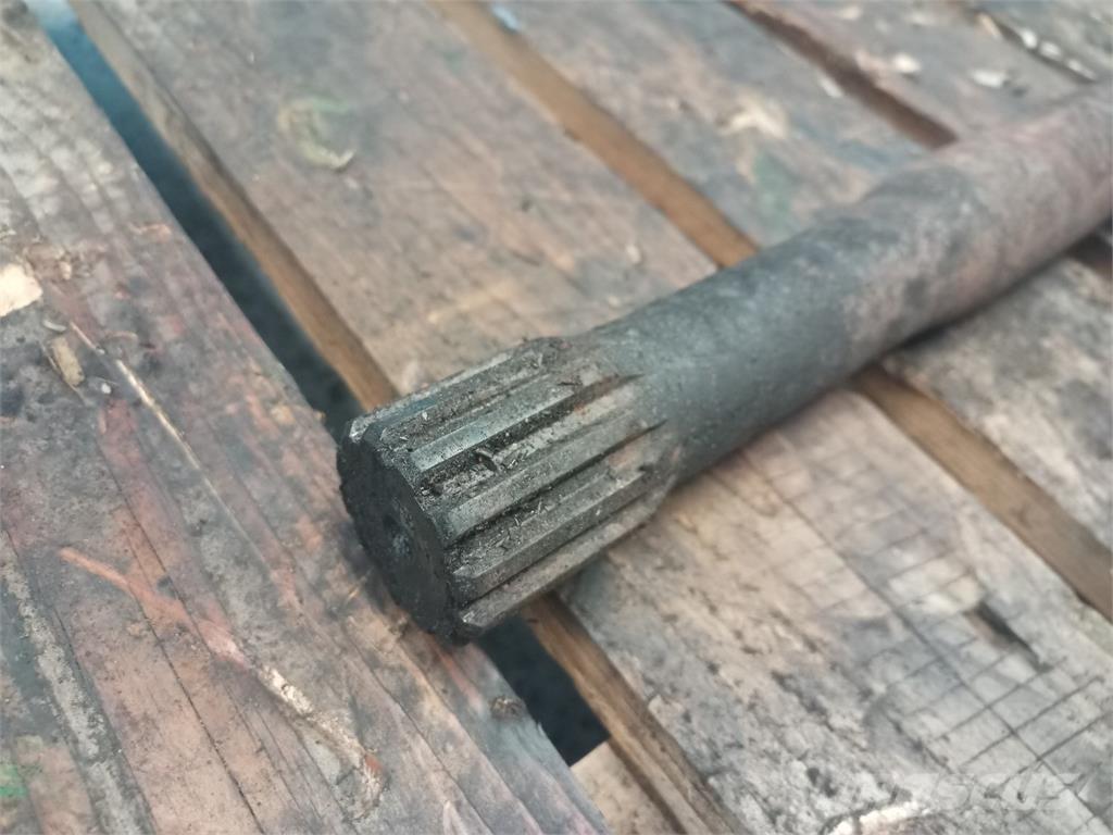 CASE 1640 Transmission