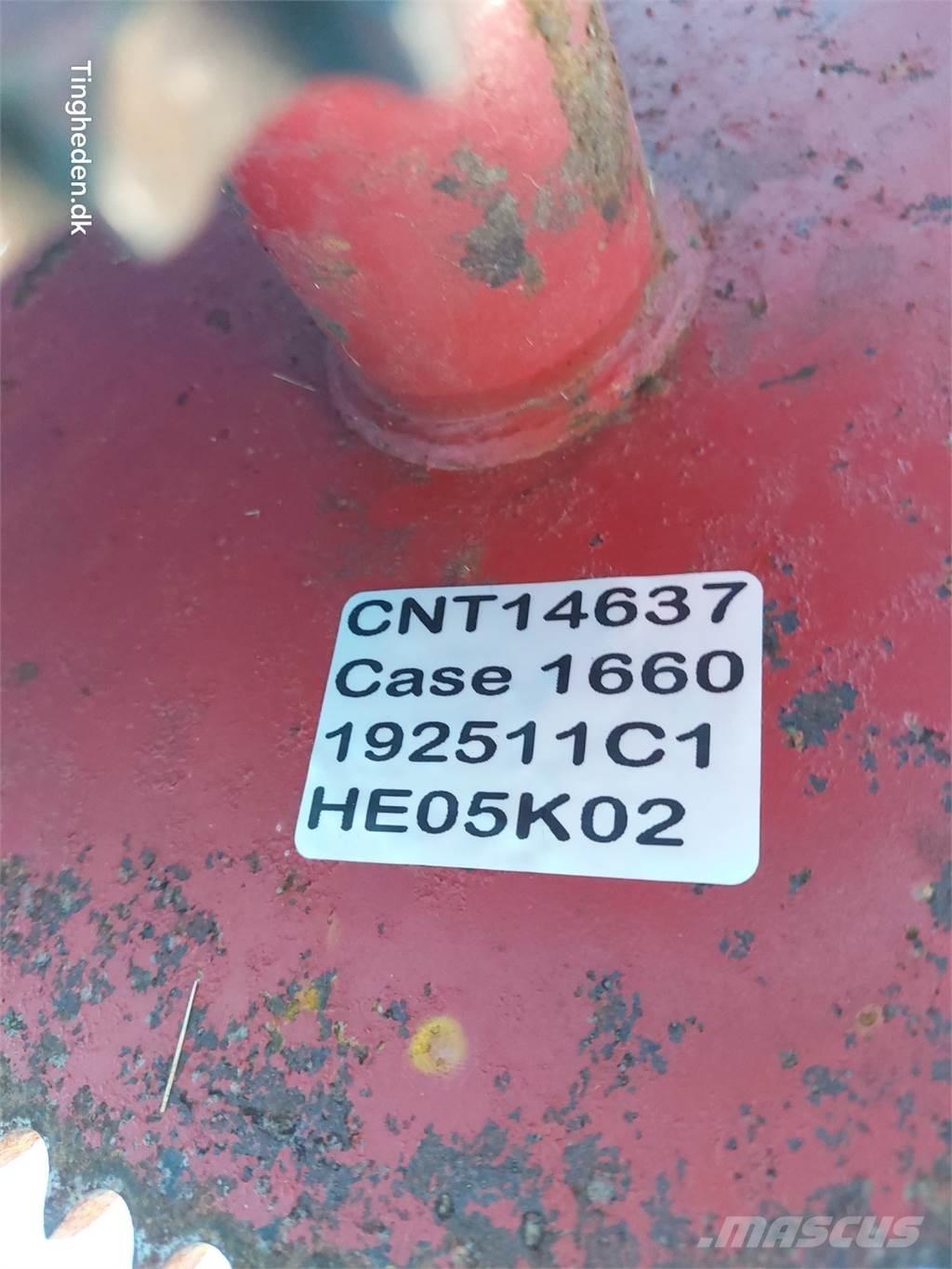 CASE 1660 Combine harvester accessories