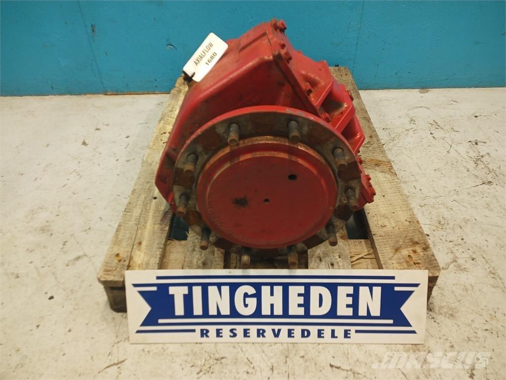 CASE 1680 Combine harvester accessories