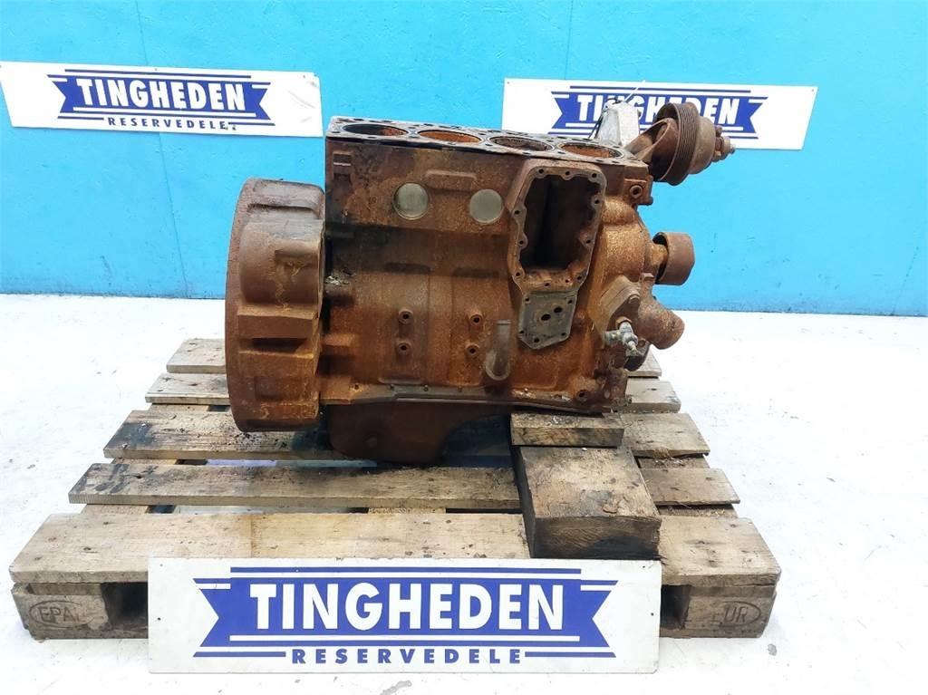 CASE 580 SLE Engines