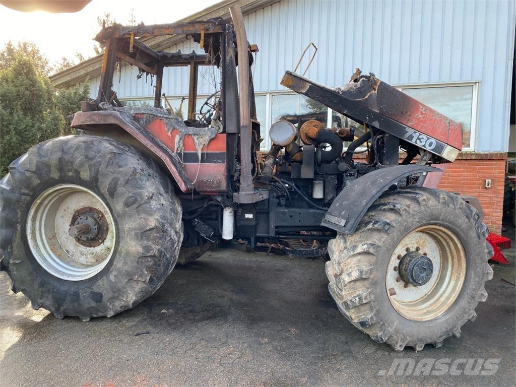 CASE 7130 Tractors