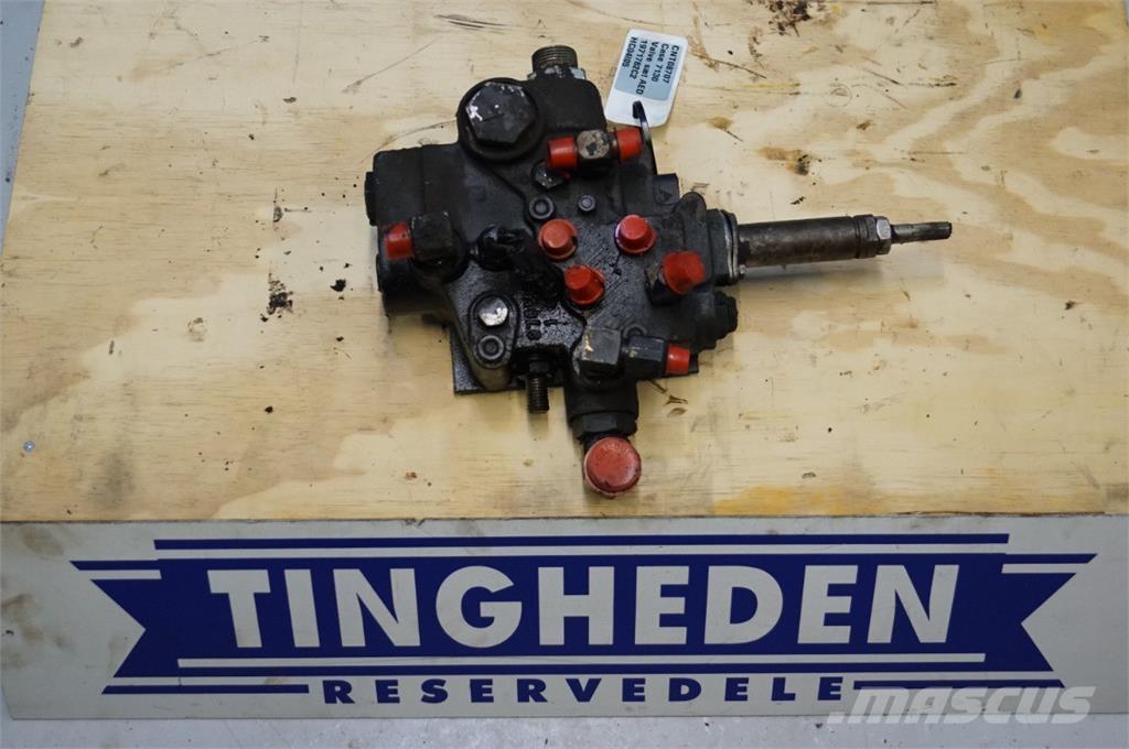 CASE 7130 Hydraulics
