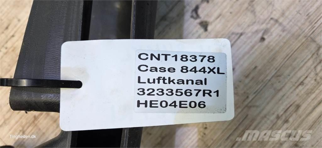 CASE 844XL Cabins and interior