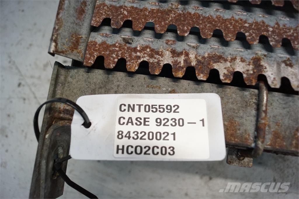 CASE 9230 Sand and salt spreaders