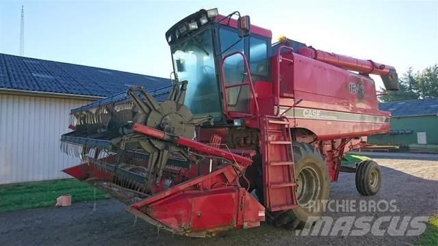 Case IH 1640 Combine harvesters