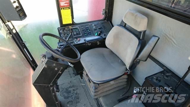 Case IH 1640 Combine harvesters