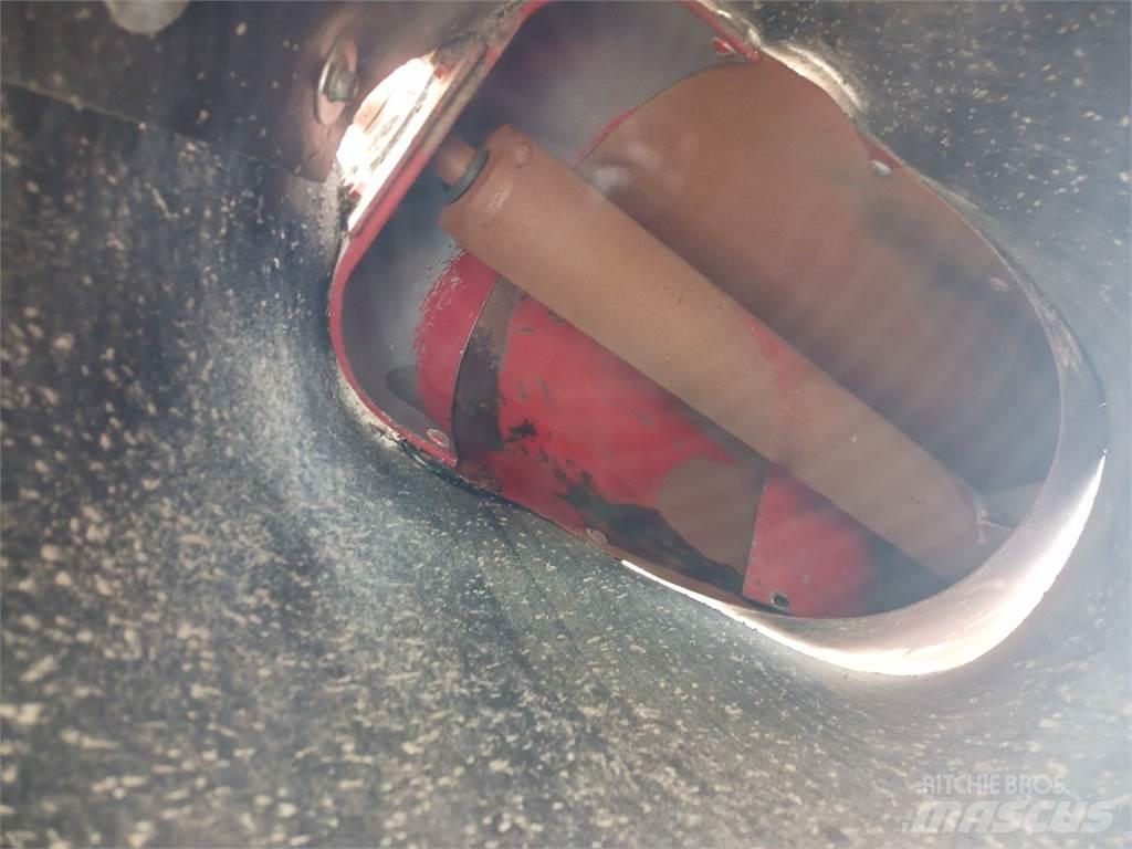 Case IH 1640 Combine harvester accessories