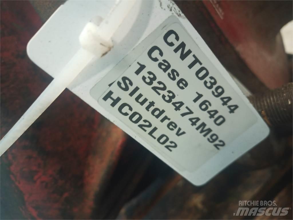 Case IH 1640 Combine harvester accessories
