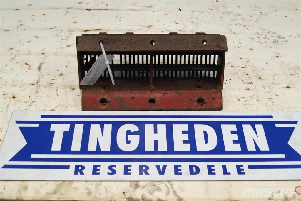 Case IH 1640 Combine harvester accessories