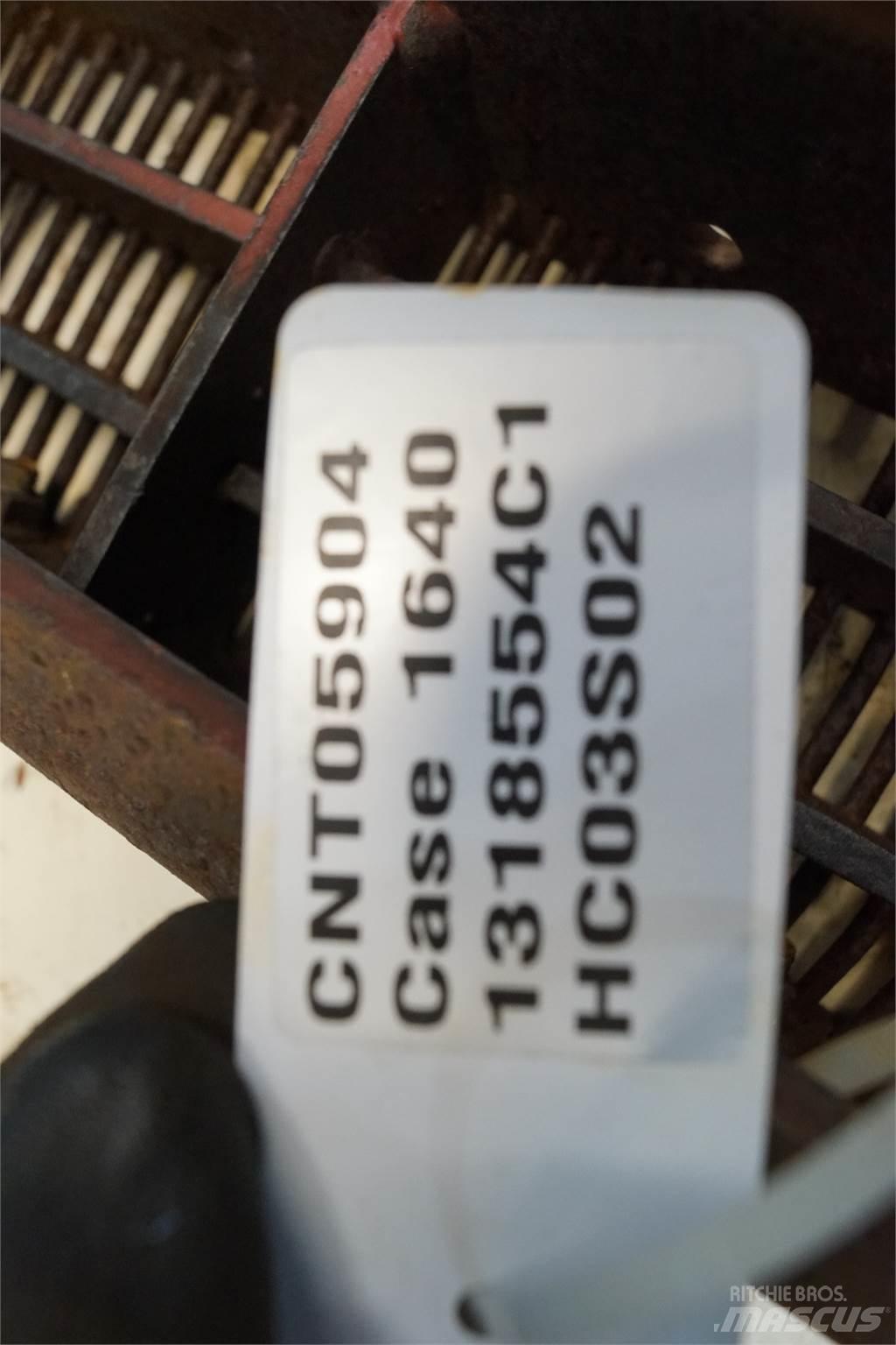 Case IH 1640 Combine harvester accessories