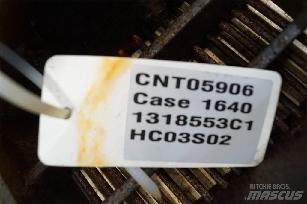 Case IH 1640 Combine harvester accessories