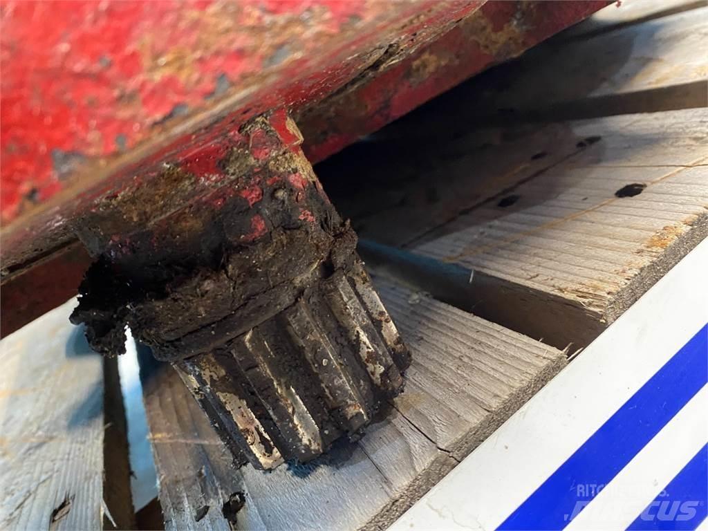 Case IH 2388 Combine harvester accessories