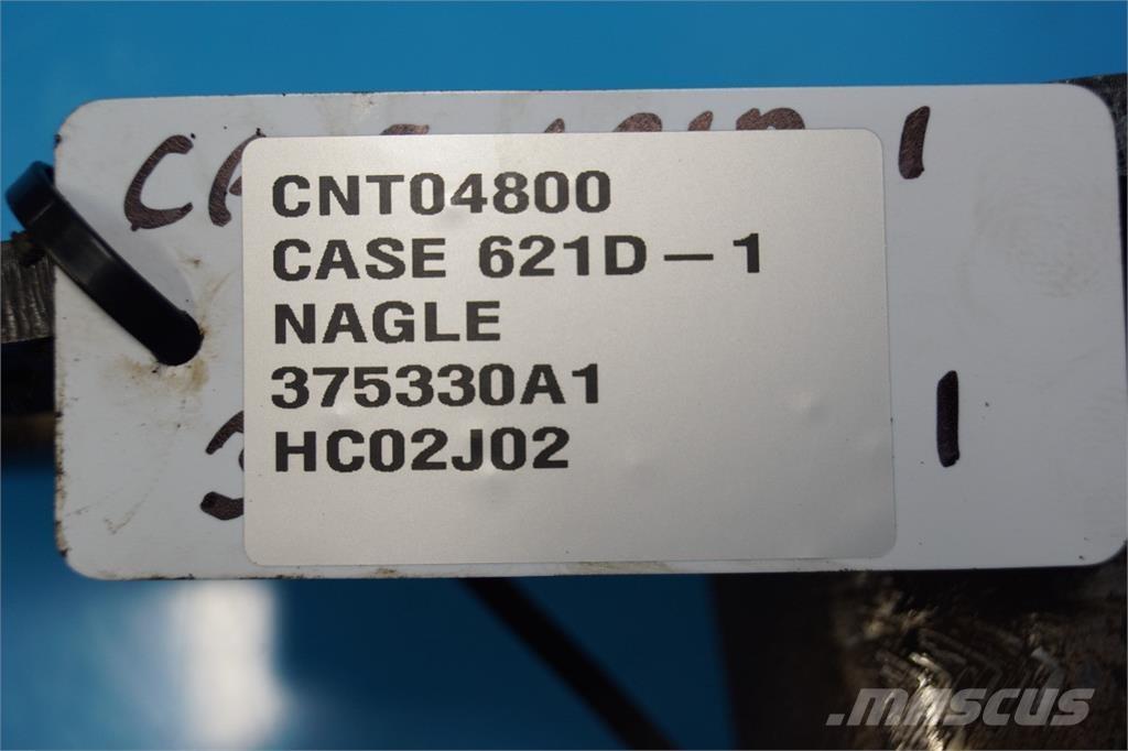 Case IH 621D Booms and arms
