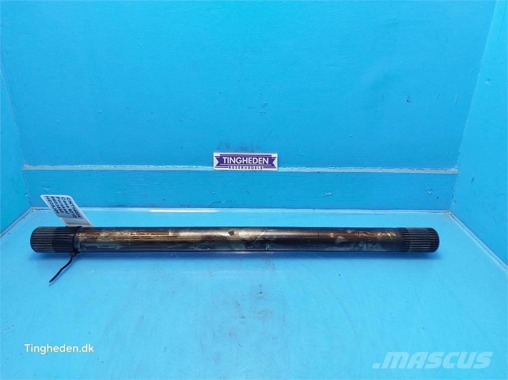 Case IH 621D Axles