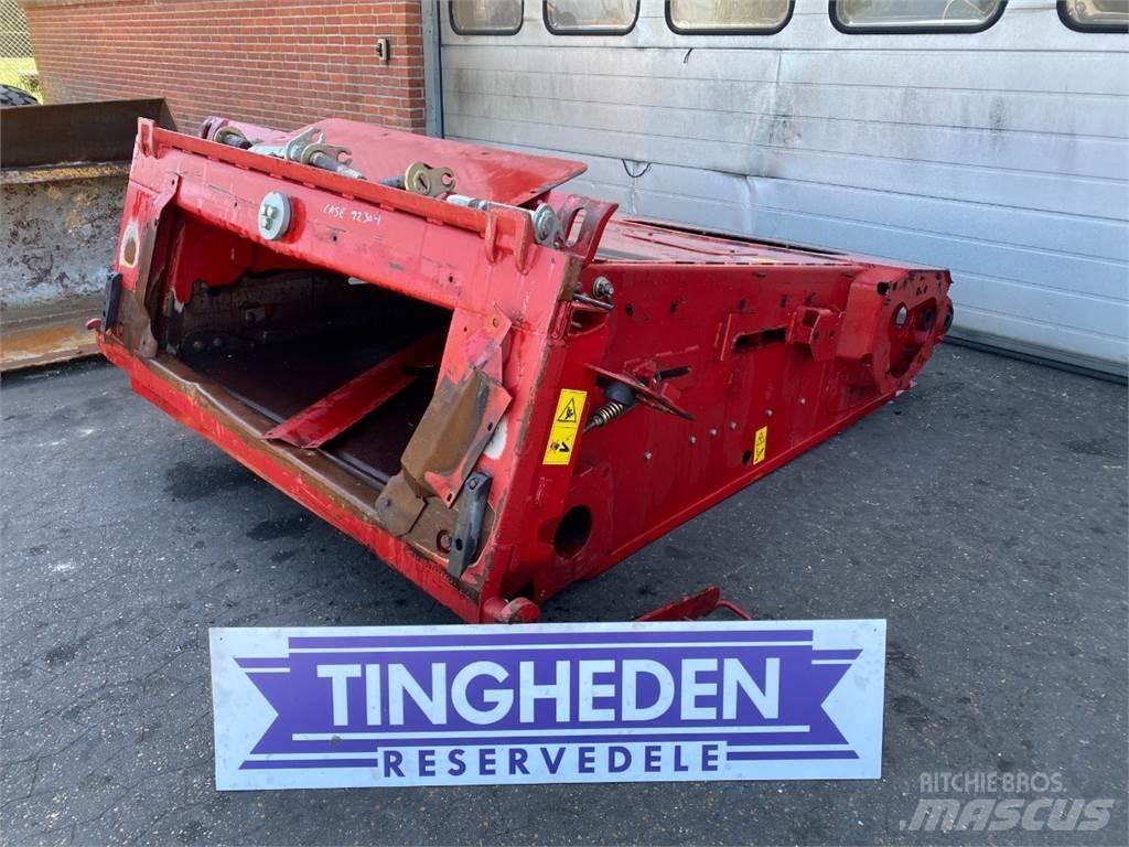 Case IH 9230 Combine harvester accessories