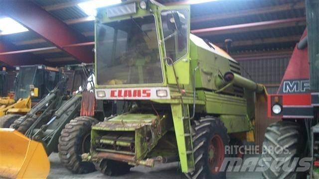 Case IH senator Combine harvesters