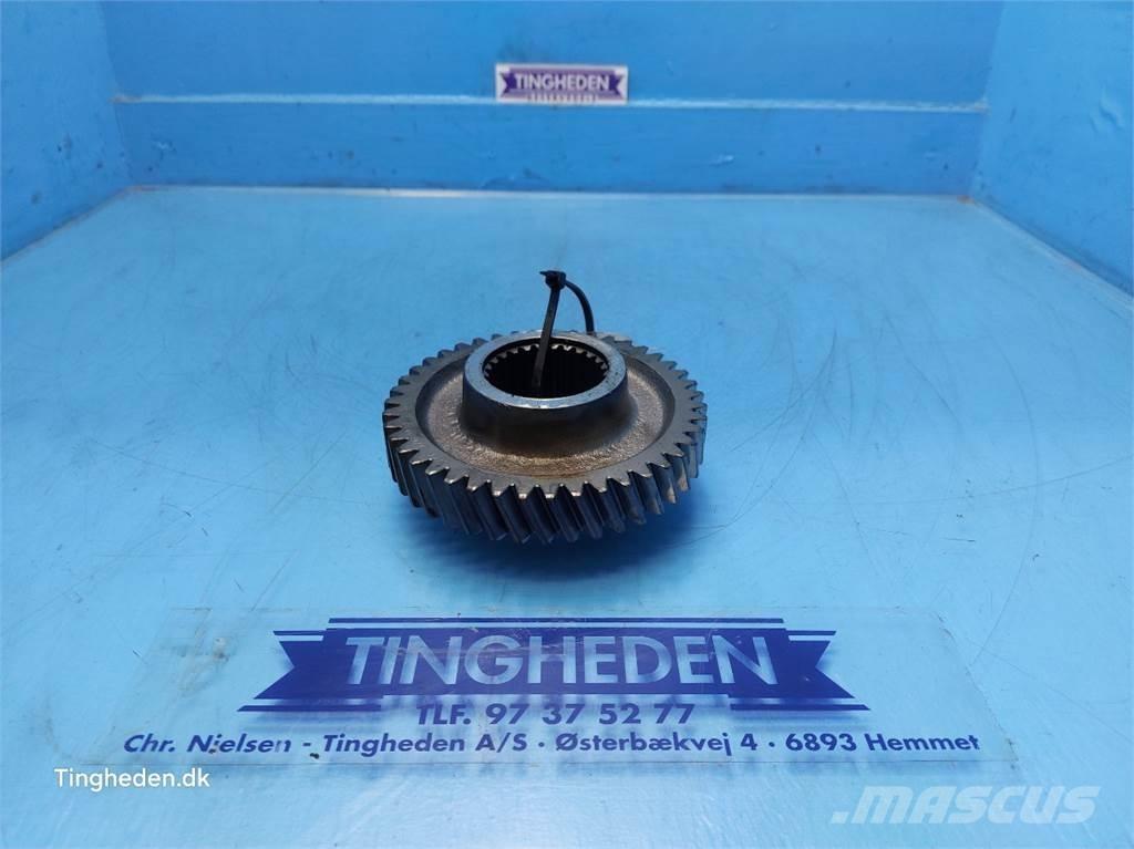 CASE Puma 185 Transmission