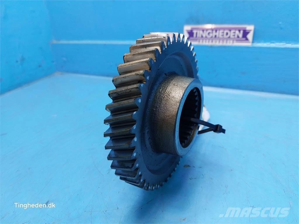 CASE Puma 185 Transmission