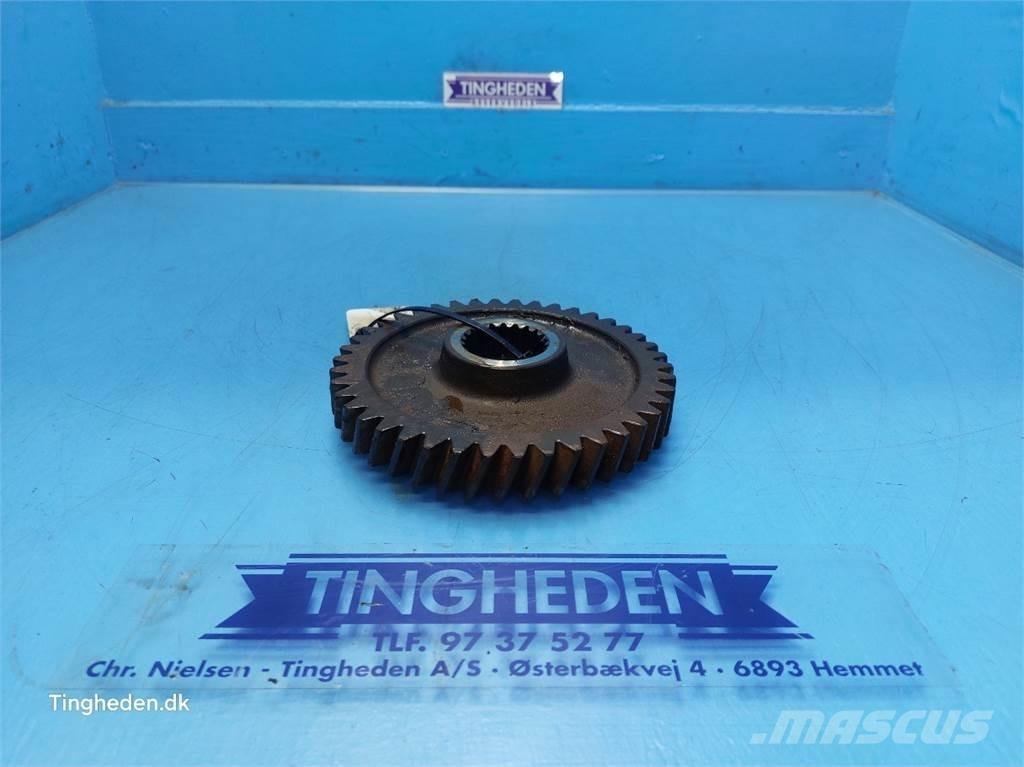 CASE Puma 185 Transmission