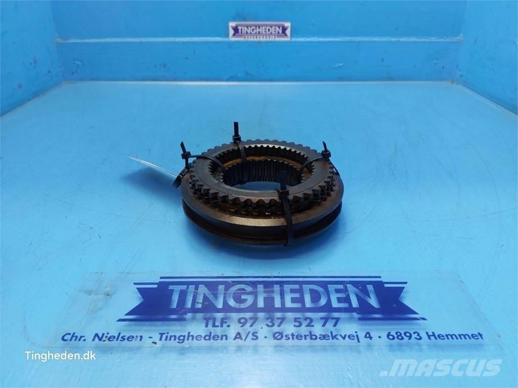 CASE Puma 185 Transmission