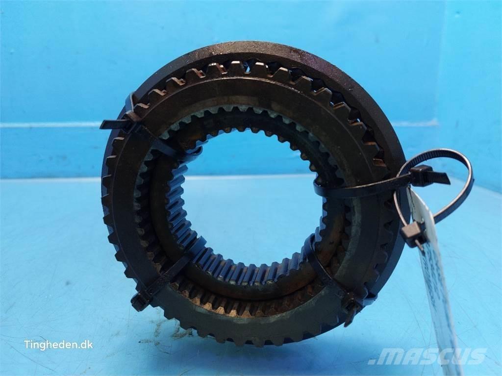 CASE Puma 185 Transmission