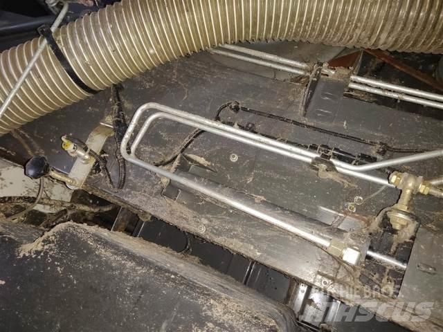 CLAAS Lexion 600 Combine harvester accessories