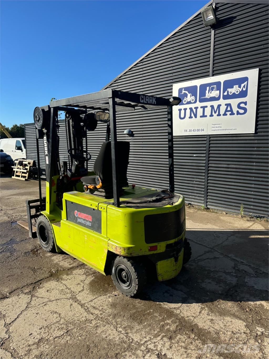 Clark CM25 Electric forklift trucks