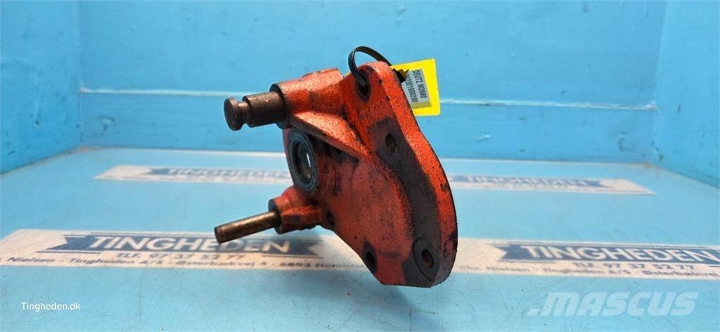 Deutz M2680 Transmission