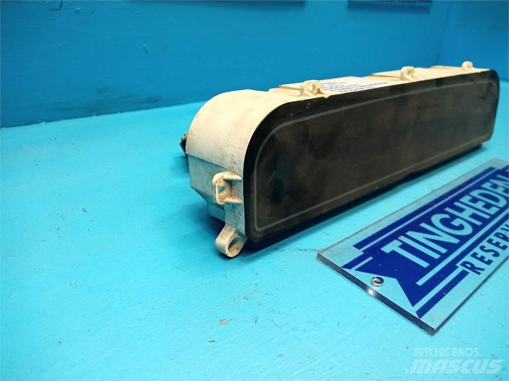 Ford 8210 Electronics