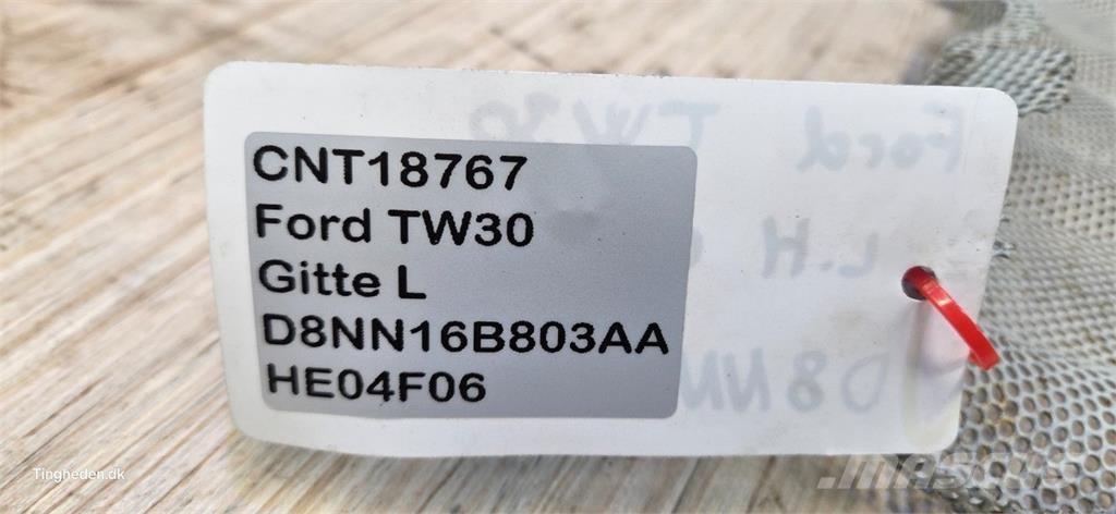 Ford TW30 Other tractor accessories