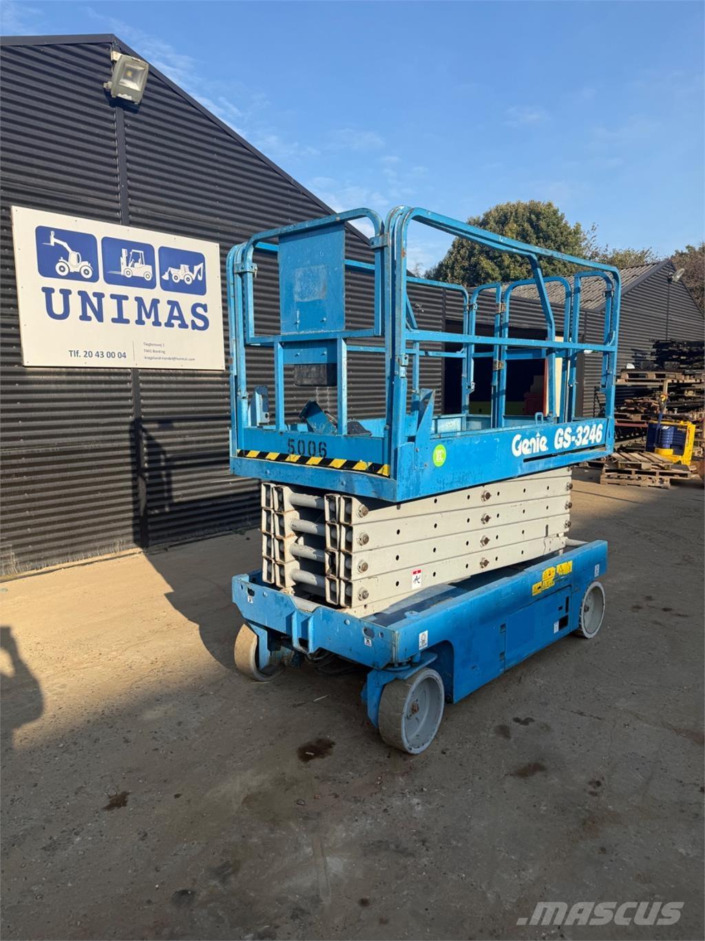 Genie GS3246 Scissor lifts