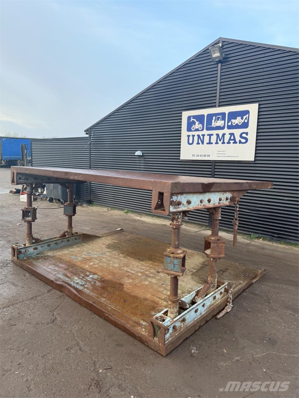  Gravekasse Construction - Others