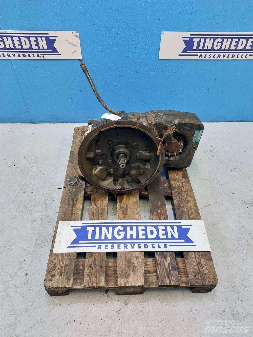 Hydrema 906C Transmission